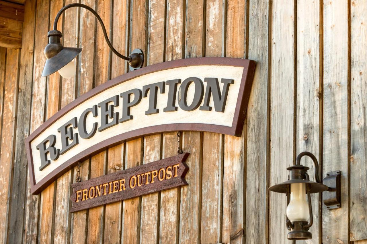 Disney Davy Crockett Ranch Villeneuve-le-Comte Εξωτερικό φωτογραφία